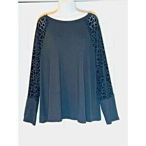 Hesed Women's Black  1X Long Sleeve Animal Print Sleeves Black Drape Blouse NWOT